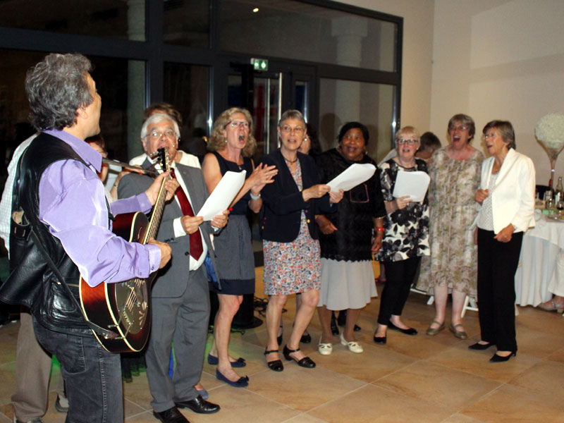 dunmow dourdan twinning